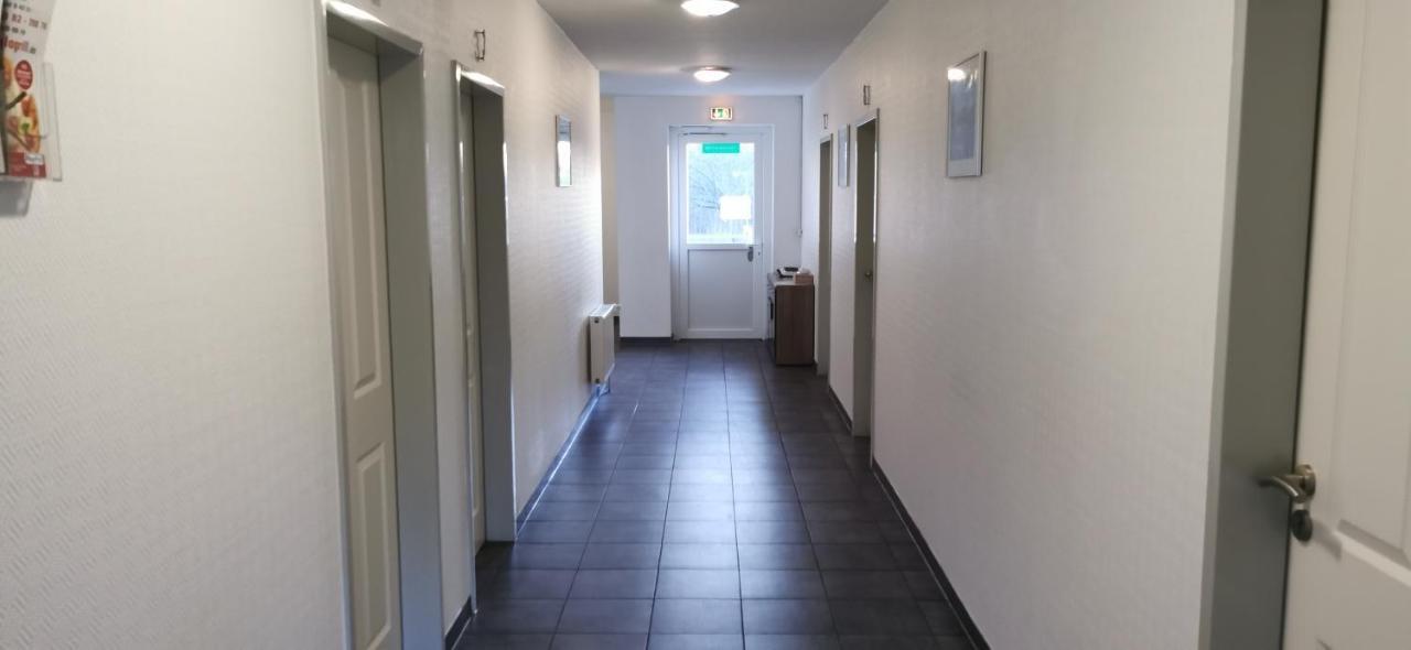 Motel Am Outletcenter Neumunster Bagian luar foto