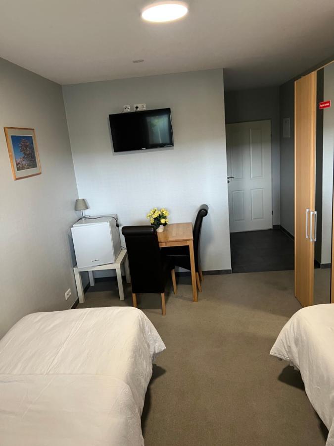 Motel Am Outletcenter Neumunster Bagian luar foto