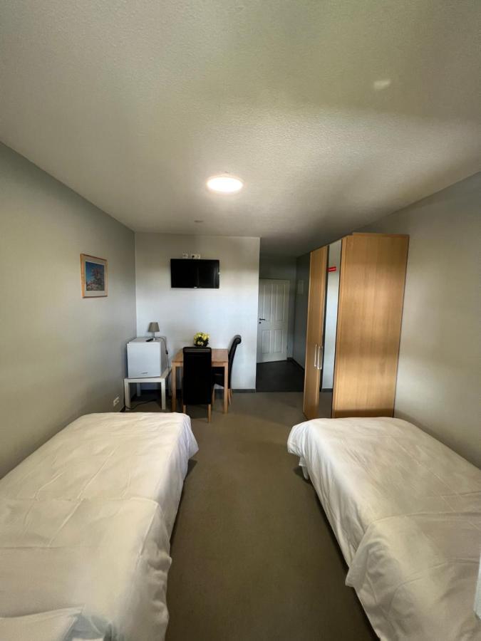 Motel Am Outletcenter Neumunster Bagian luar foto